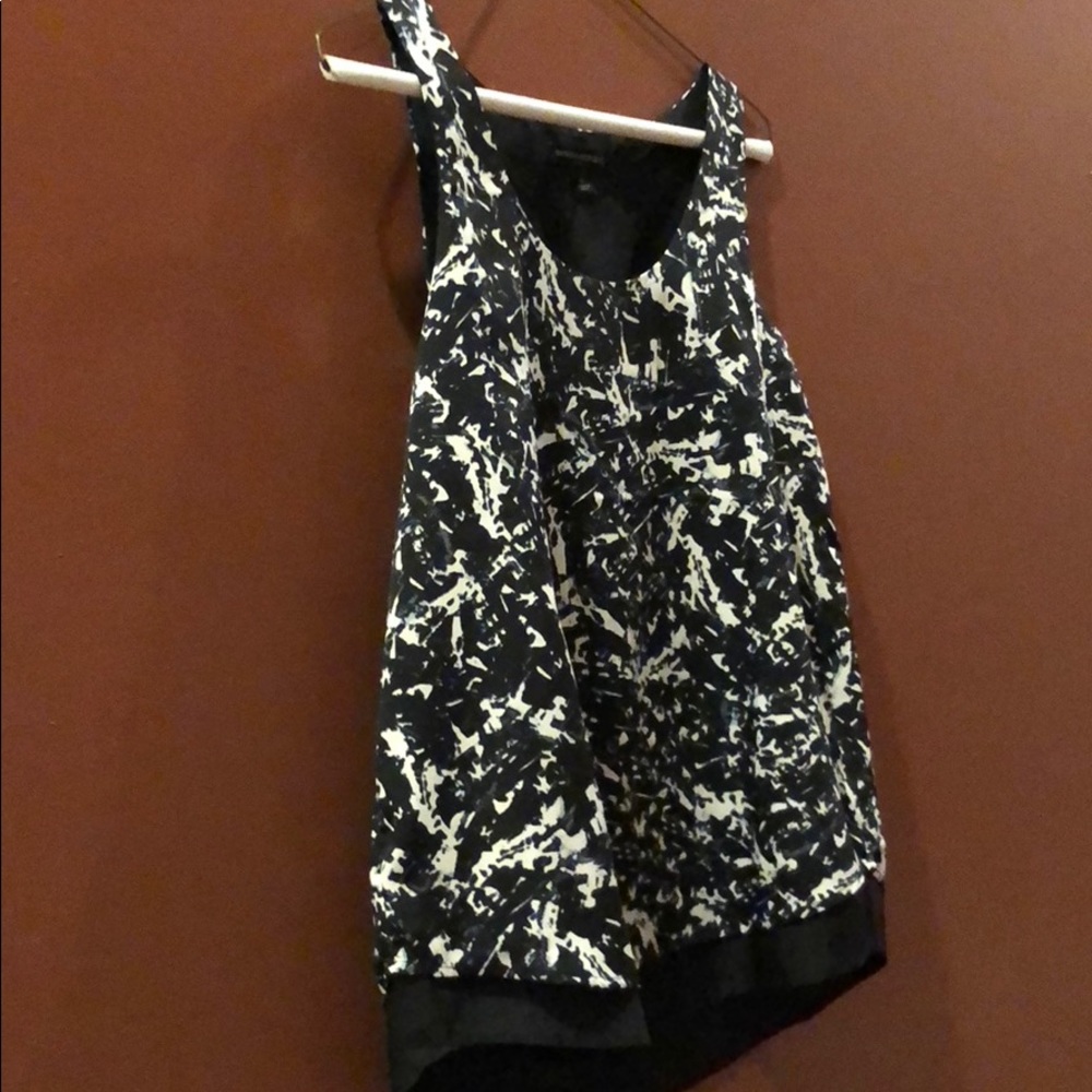 Banana republic top size small